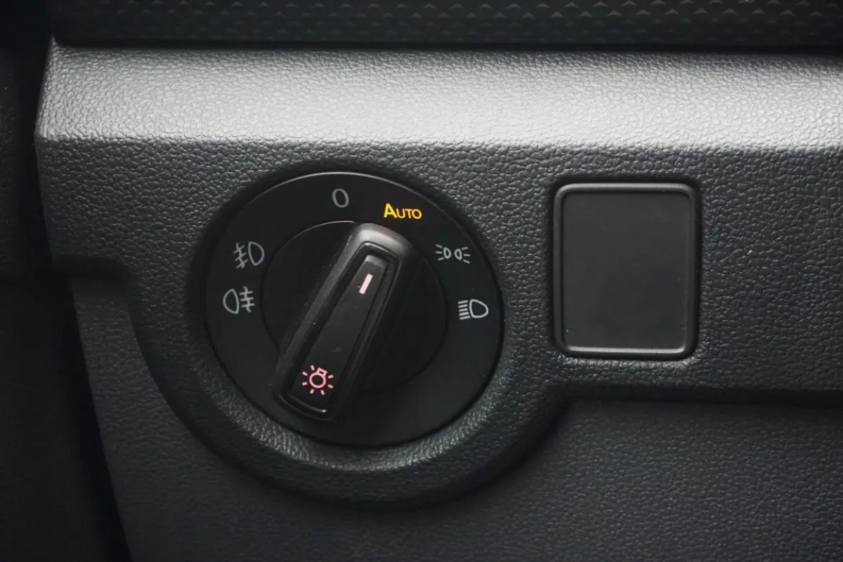 1.0 TSI R-Line Navi/App-Connect/Trekhaak!