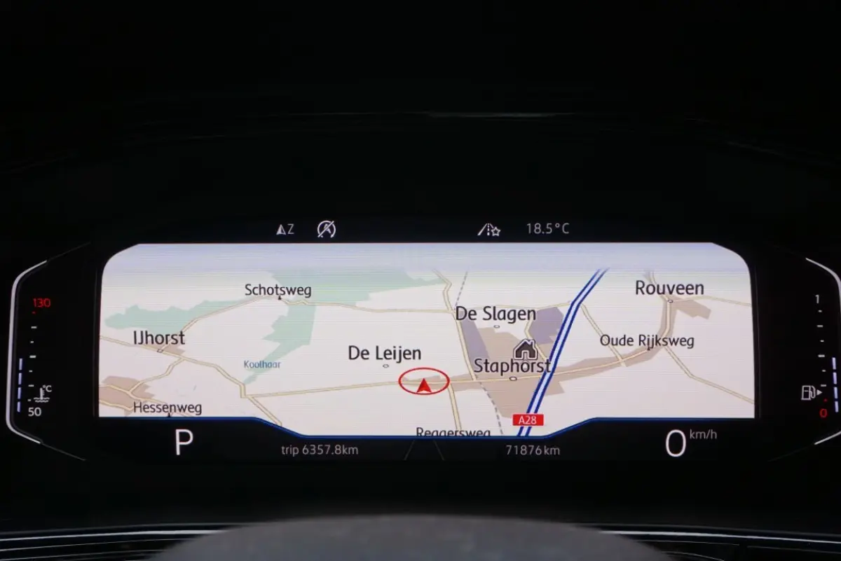 1.0 TSI R-Line Navi/App-Connect/Trekhaak!