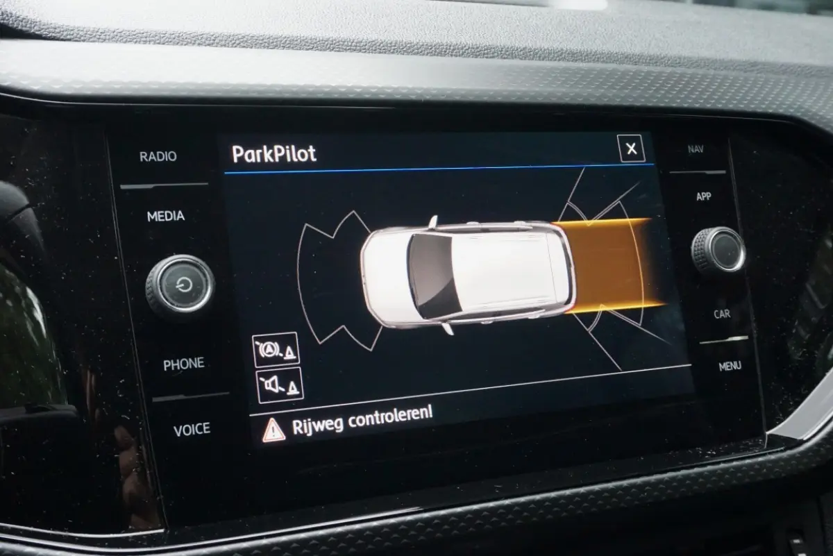 1.0 TSI R-Line Navi/App-Connect/Trekhaak!