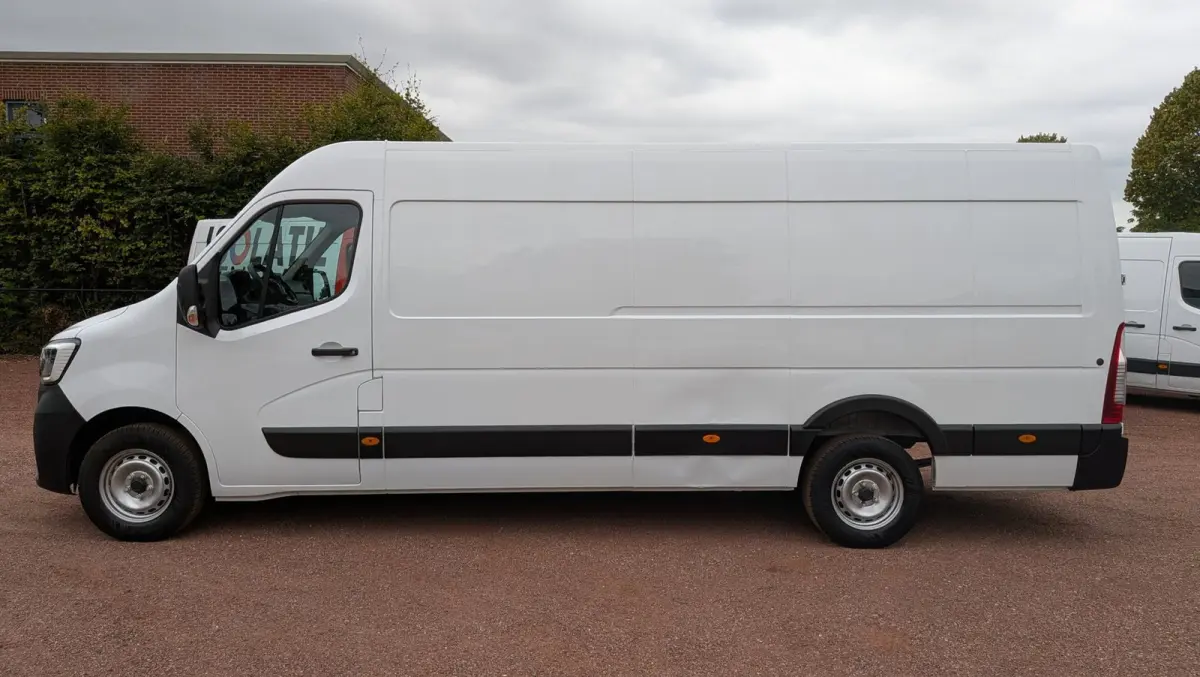 T35 2.3 dCi 165 L4H2 EL Energy Comfort