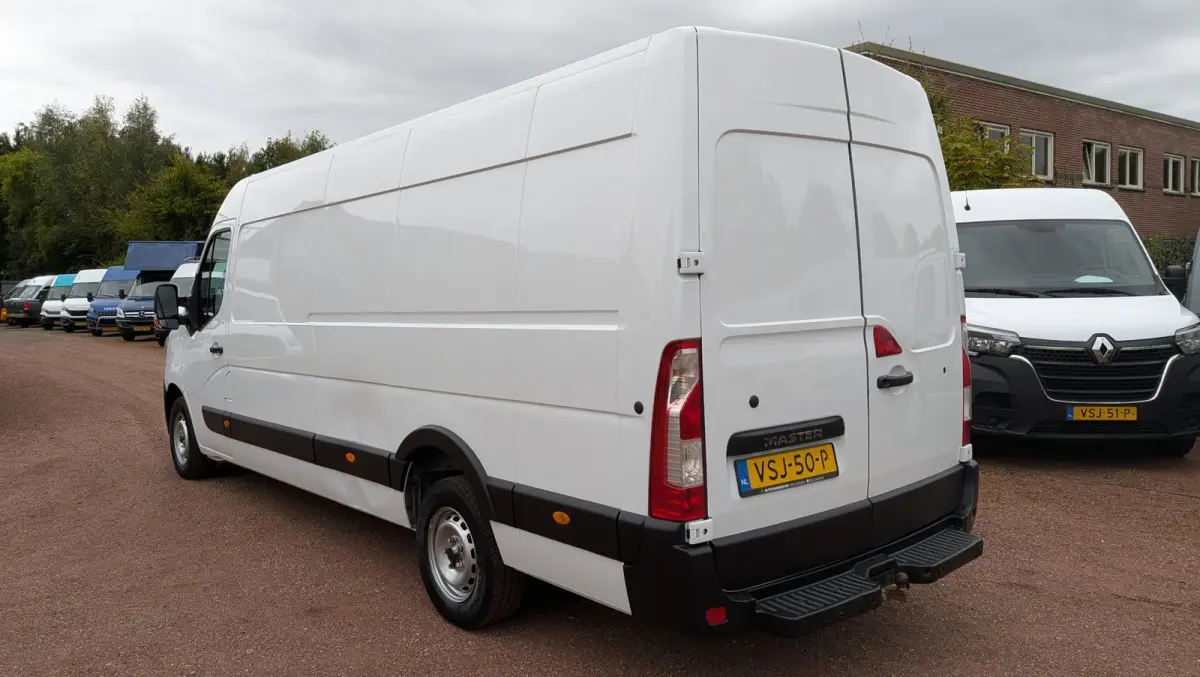 T35 2.3 dCi 165 L4H2 EL Energy Comfort