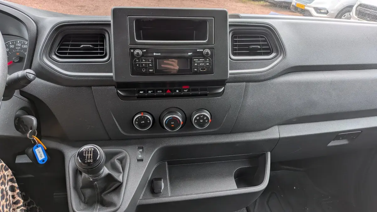 T35 2.3 dCi 165 L4H2 EL Energy Comfort