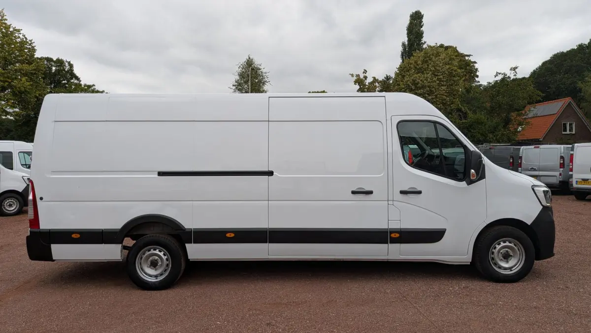 T35 2.3 dCi 165 L4H2 EL Energy Comfort