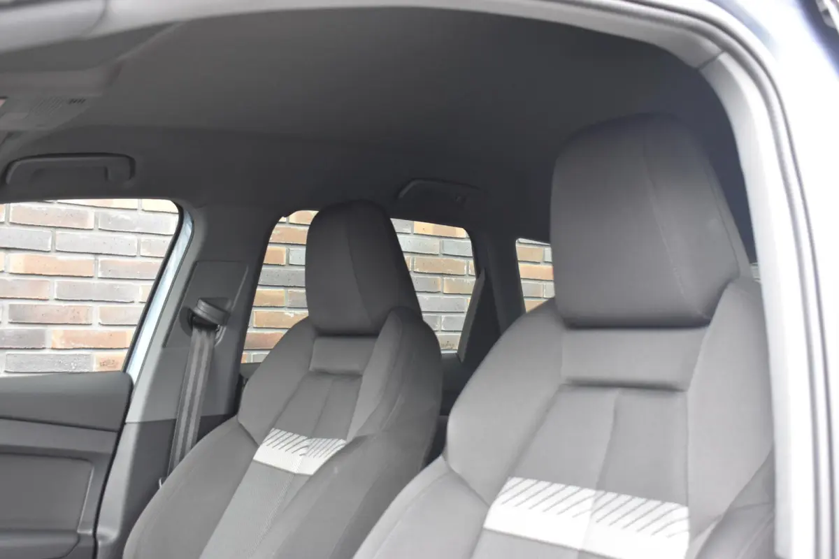 40 Launch edition Advanced 77 kWh MATRIX LED