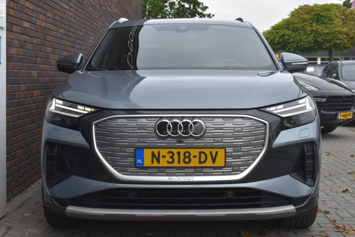 40 Launch edition Advanced 77 kWh MATRIX LED