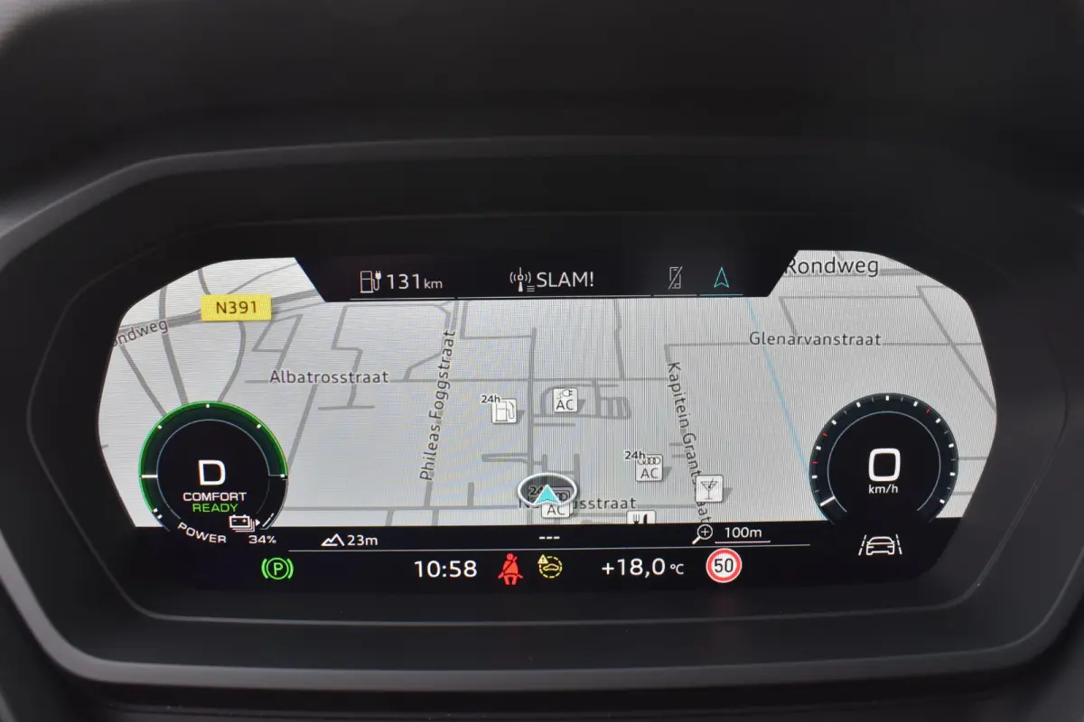 40 Launch edition Advanced 77 kWh MATRIX LED