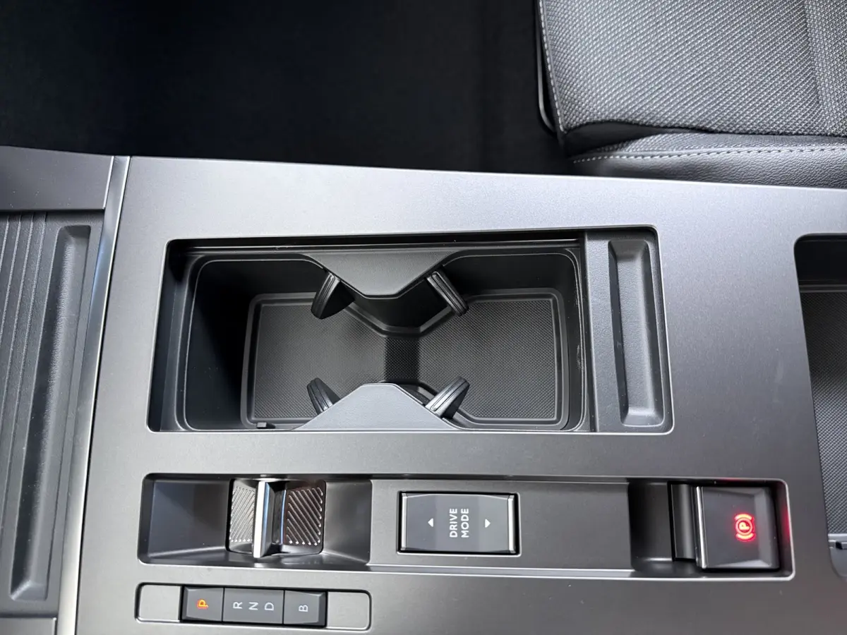 1.6 Plug-in-Hybrid 195pk GS | 3,7 kW boordlader | 7,4 kW boordlader | Achteruitrijcamera 180°