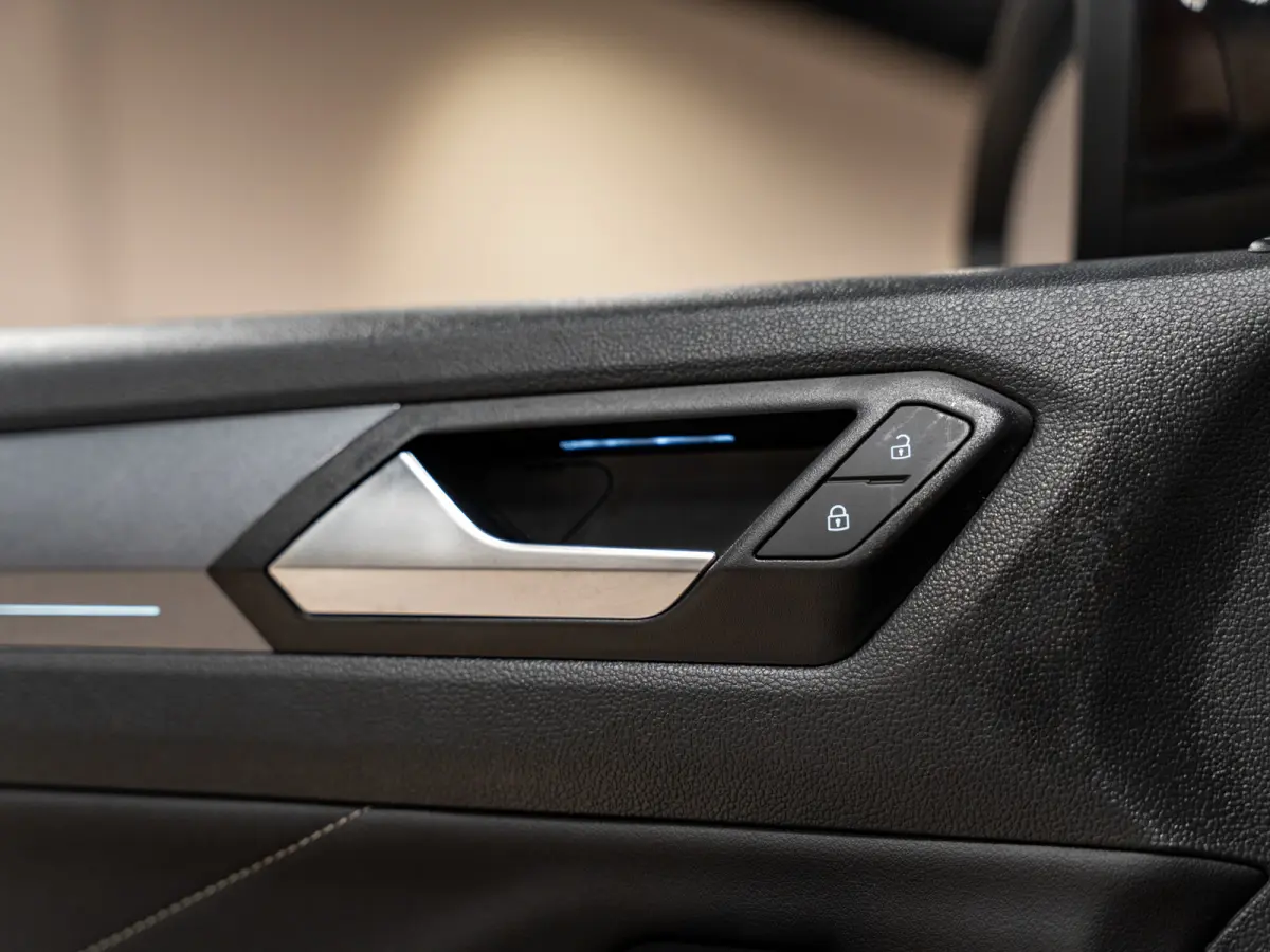 1.5 TSI 150PK Style Business, Facelift, Virtual Cockpit, IQ Led, Apple Carplay, ACC, Keyless, Cam, Voll Onderhoud