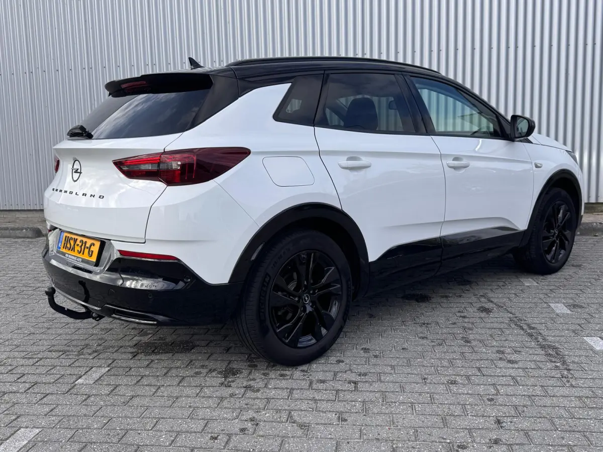 1.2 Turbo GS Line | Trekhaak | Afwijkende dakkleur | Apple Carplay/Android Auto|telefoonintegratie premium | Bluetooth telefoonvoorbereiding