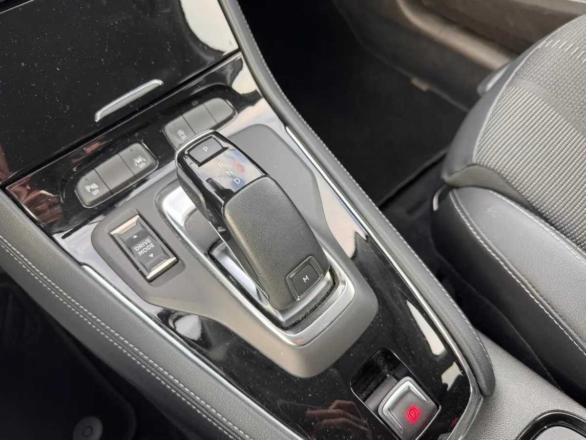 1.2 Turbo GS Line | Trekhaak | Afwijkende dakkleur | Apple Carplay/Android Auto|telefoonintegratie premium | Bluetooth telefoonvoorbereiding
