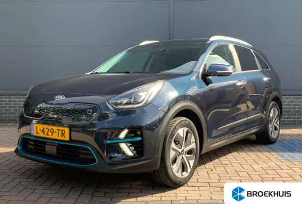 DynamicPlusLine 64 kWh / Trekhaak / Dealer onderhouden / Apple carplay / Android auto / Navigatie / Achteruitrijcamera / Stoelverwarming / Cruise control /