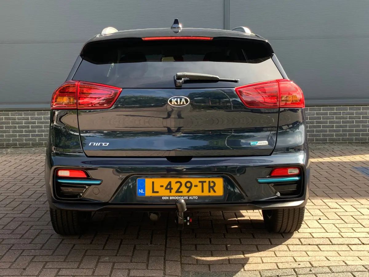 DynamicPlusLine 64 kWh / Trekhaak / Dealer onderhouden / Apple carplay / Android auto / Navigatie / Achteruitrijcamera / Stoelverwarming / Cruise control /