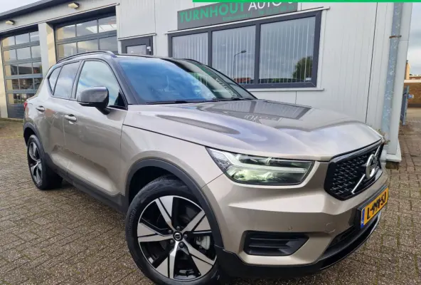 T4 R-Design | camera achter | Stoelverwarming en stuurverwarming | getinte ramen | Apple carplay