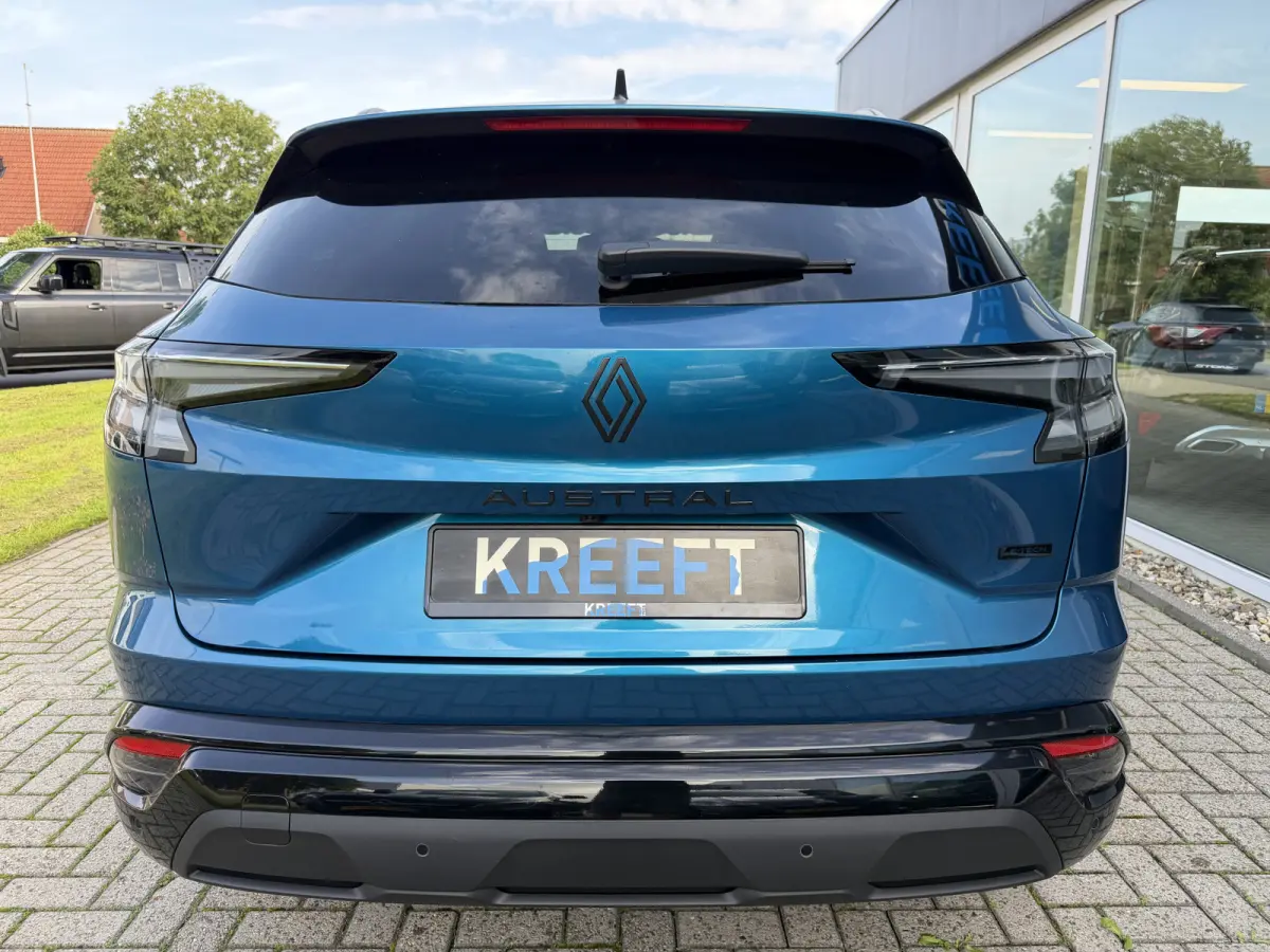 1.2 E-Tech full hybrid 200 esprit Alpine Blauw!