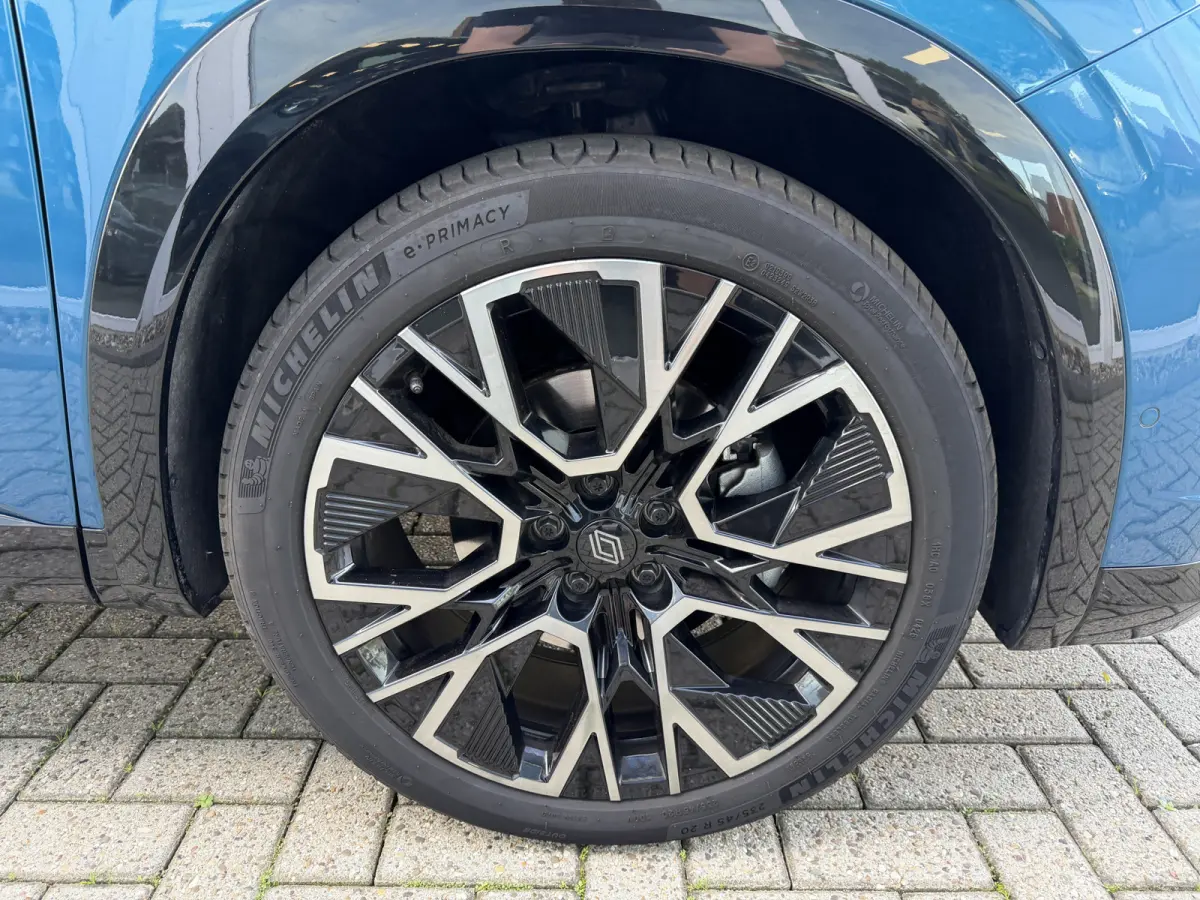 1.2 E-Tech full hybrid 200 esprit Alpine Blauw!
