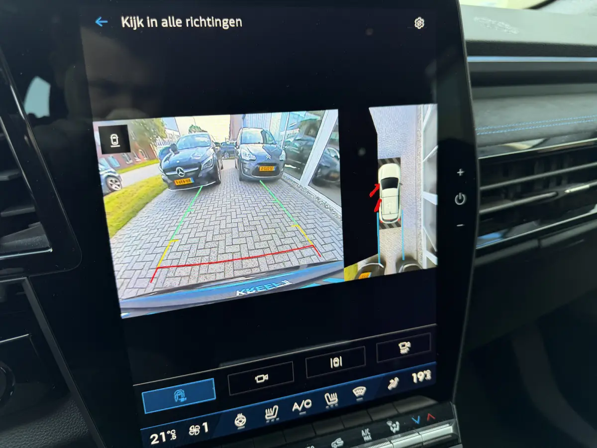1.2 E-Tech full hybrid 200 esprit Alpine Blauw!