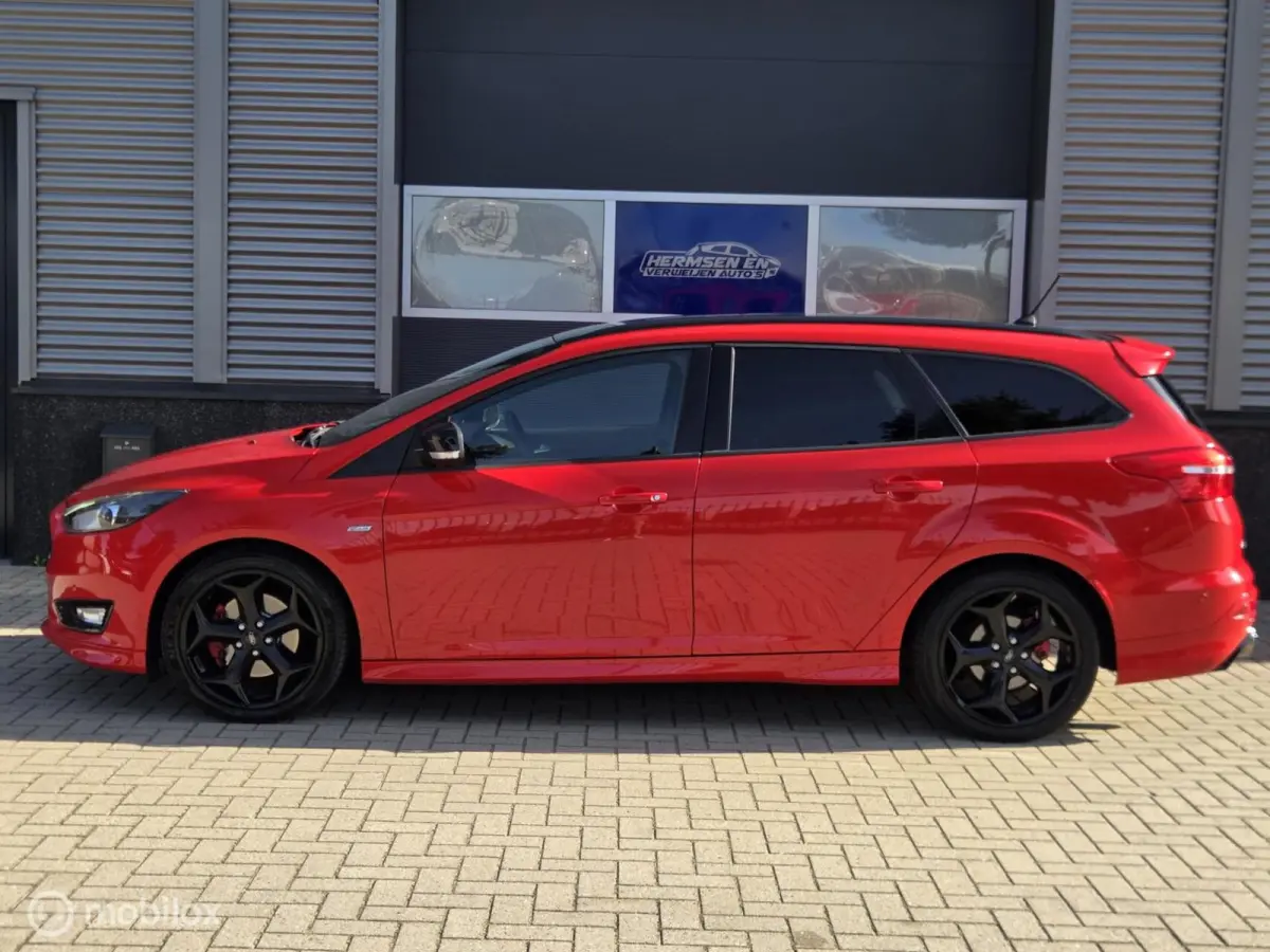 1.5 Red Edition ST-line