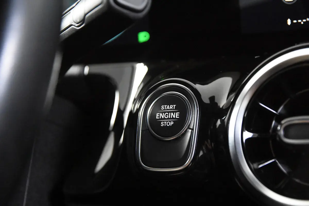 250 e Business *1ste Eigenaar*Leer*Stoelverwarming*Camera*