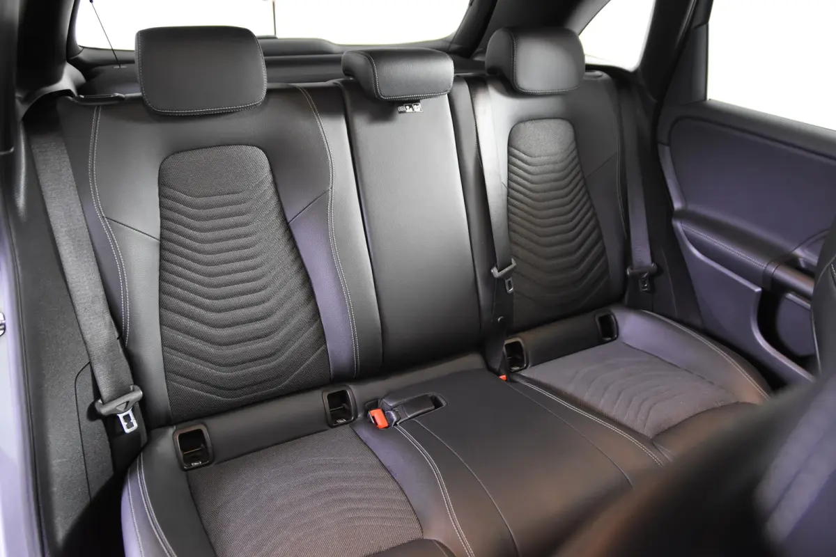 250 e Business *1ste Eigenaar*Leer*Stoelverwarming*Camera*
