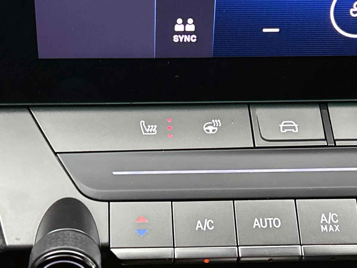 1.2 GS Line | Navigatie | Apple Carplay&Android Auto | Stoel&Stuur Verwarming | Sensoren V+A | ACC | Dodehoekdetectie | AGR-Stoelen!