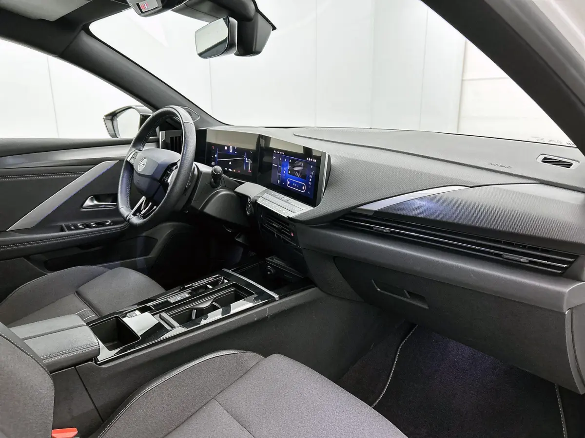 1.2 GS Line | Navigatie | Apple Carplay&Android Auto | Stoel&Stuur Verwarming | Sensoren V+A | ACC | Dodehoekdetectie | AGR-Stoelen!