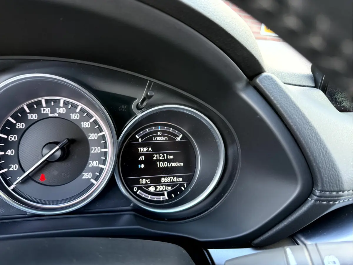 2.0 SkyActiv-G 160 Luxury 4WD Trekhaak, Stoel/stuurverwarming, 19''Lmv