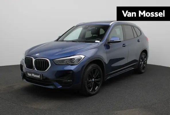 sDrive18i Executive | PANORAMADAK | GROOT SCHERM NAVIGATIE | TREKHAAK | 12 MAANDEN BOVAG GARANTIE |