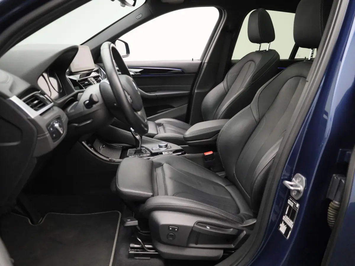 sDrive18i Executive | PANORAMADAK | GROOT SCHERM NAVIGATIE | TREKHAAK | 12 MAANDEN BOVAG GARANTIE |