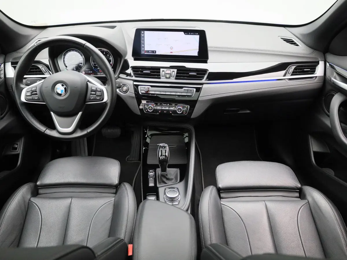 sDrive18i Executive | PANORAMADAK | GROOT SCHERM NAVIGATIE | TREKHAAK | 12 MAANDEN BOVAG GARANTIE |