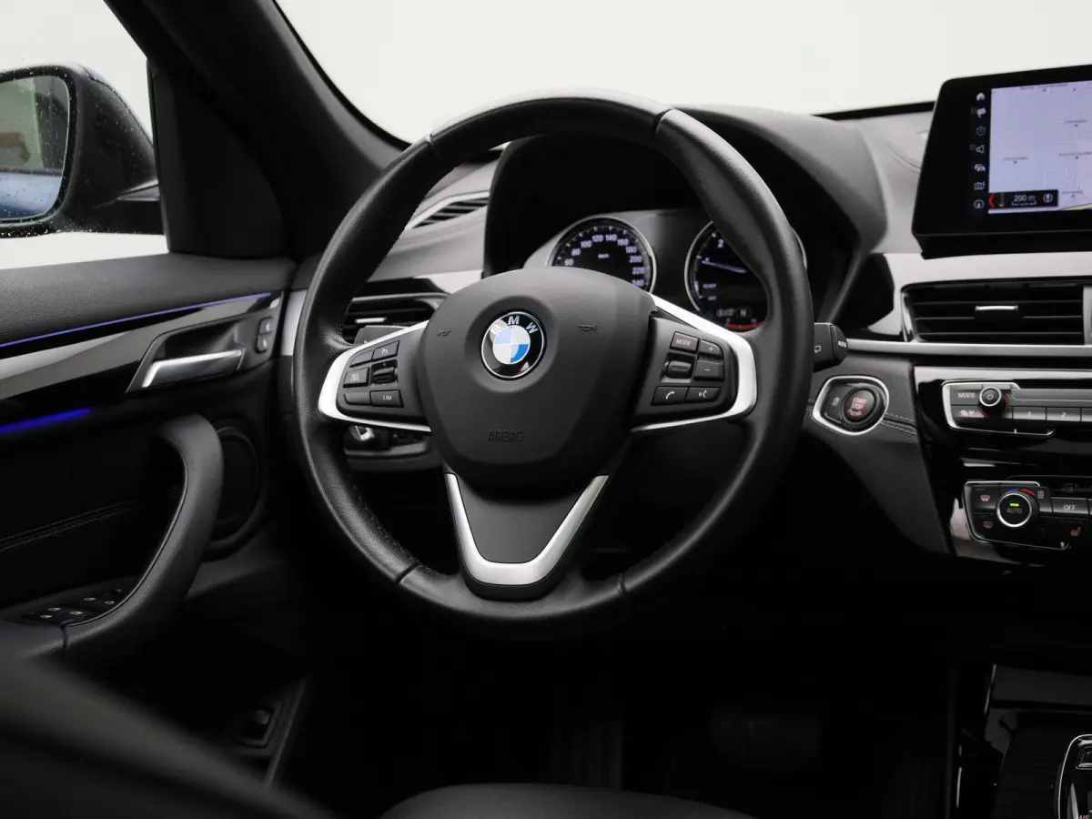 sDrive18i Executive | PANORAMADAK | GROOT SCHERM NAVIGATIE | TREKHAAK | 12 MAANDEN BOVAG GARANTIE |