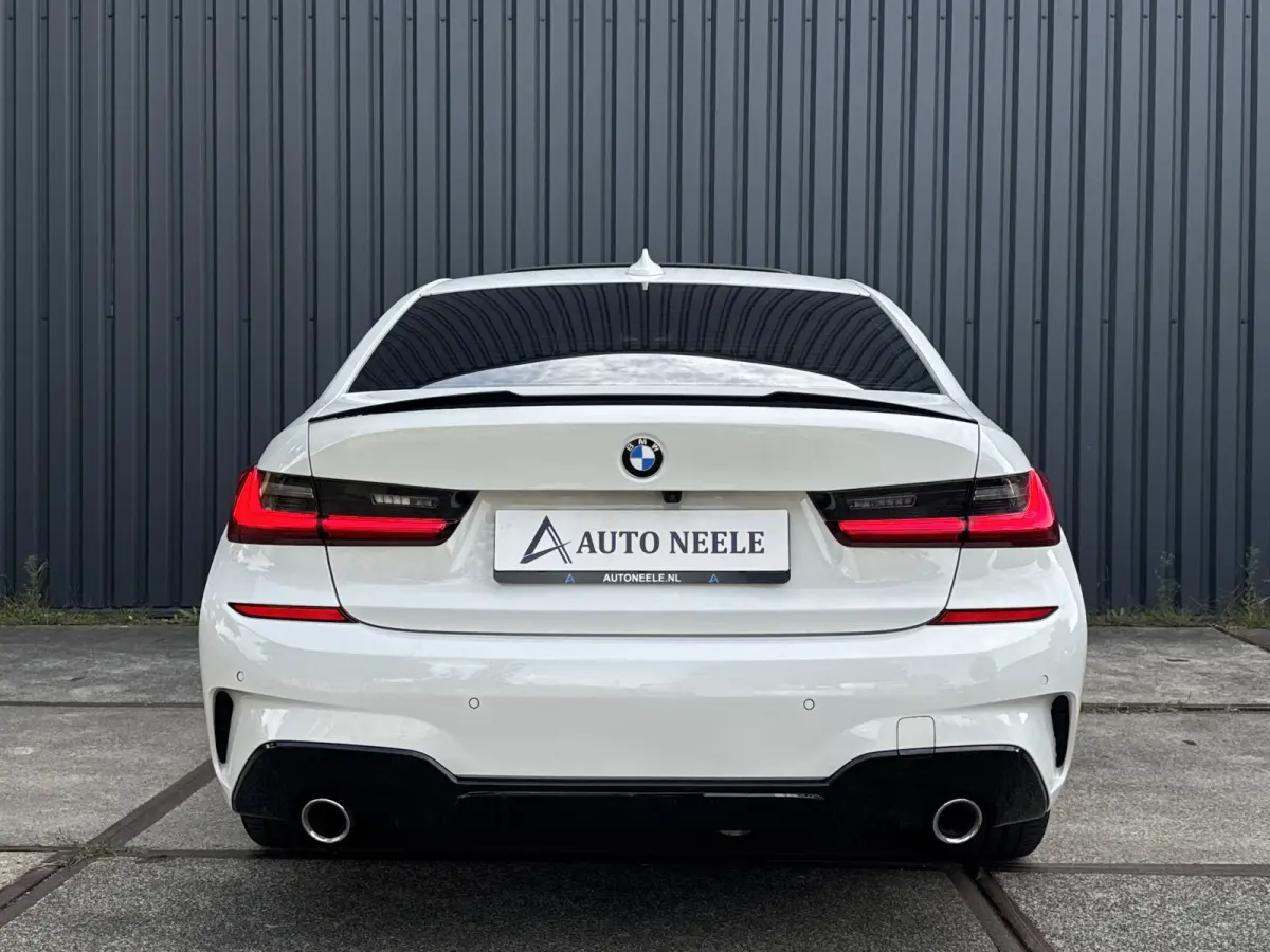 330e M Sport 292 pk Laser, PANO, Memory, Dodehoek