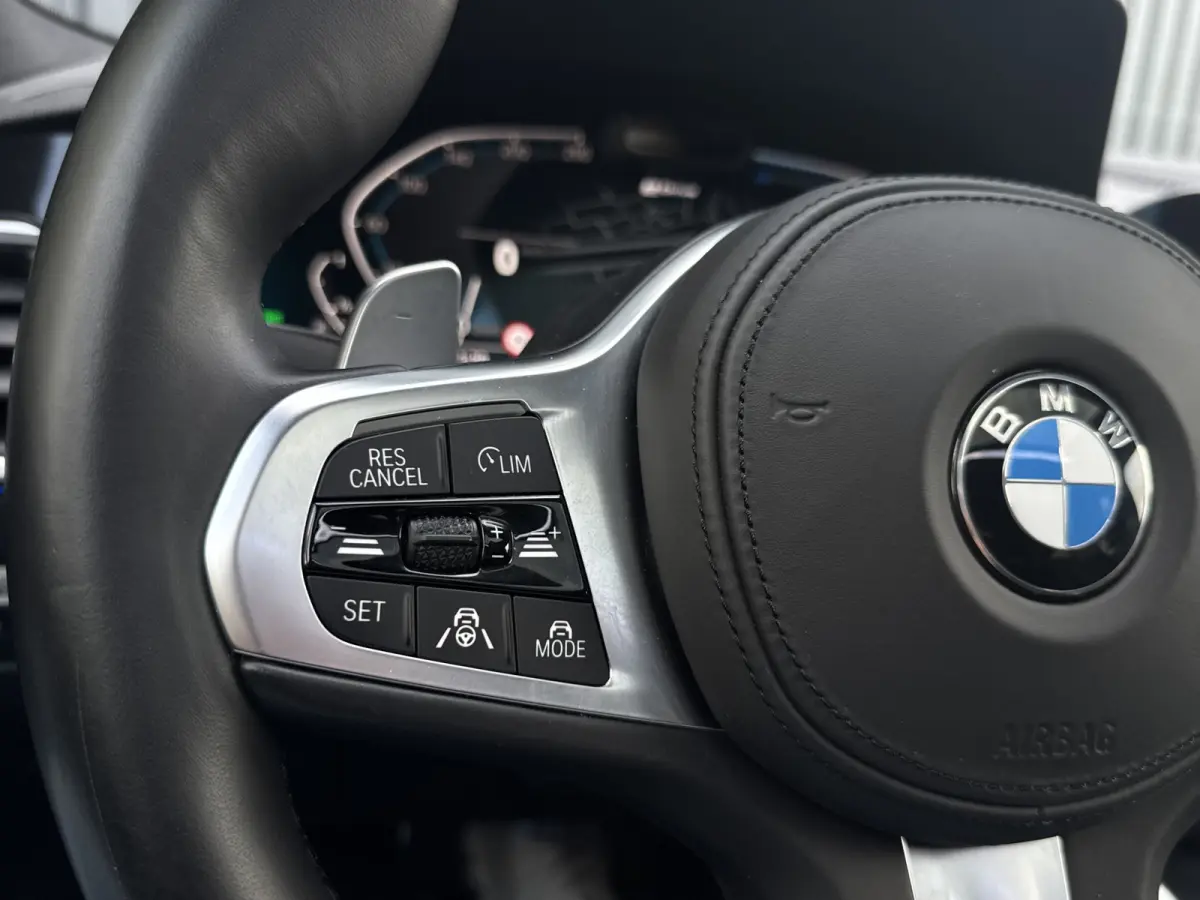 330e M Sport 292 pk Laser, PANO, Memory, Dodehoek