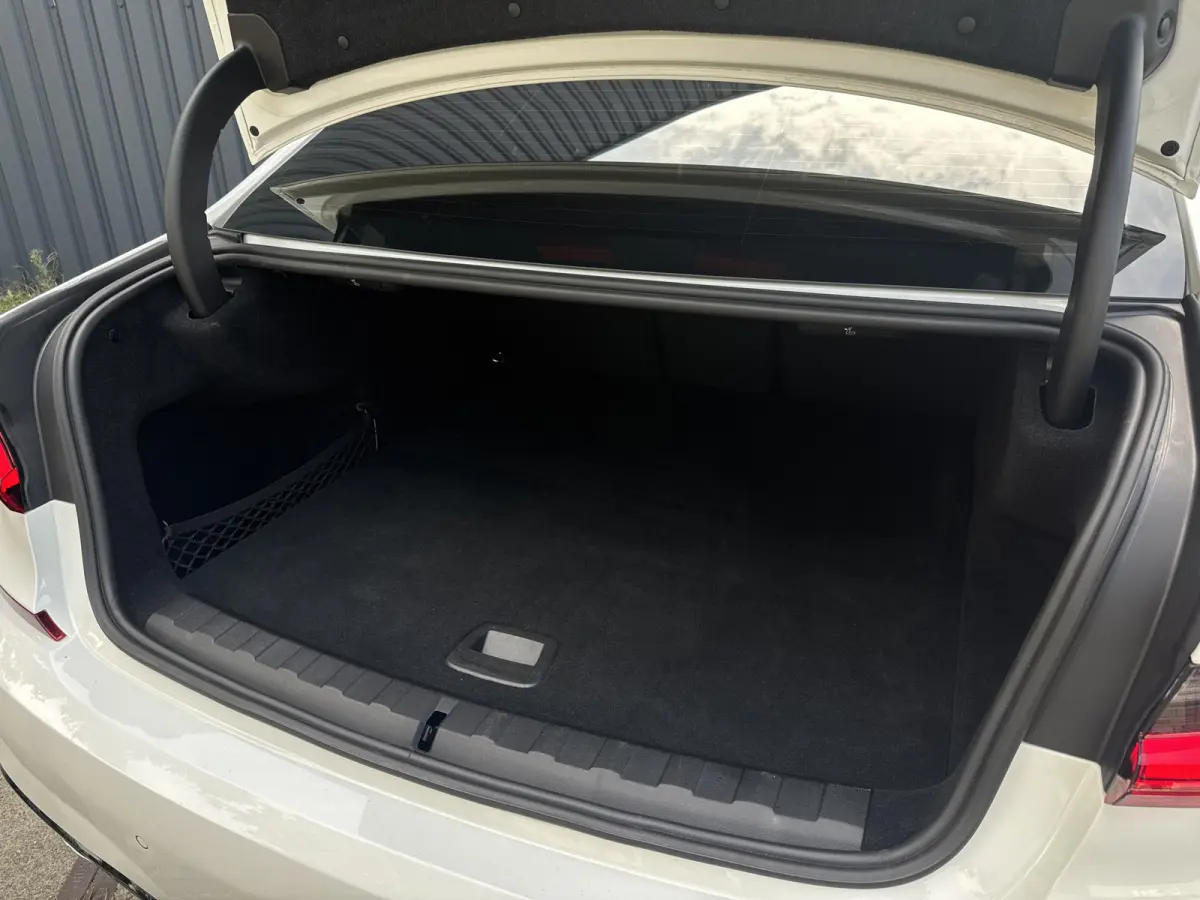 330e M Sport 292 pk Laser, PANO, Memory, Dodehoek