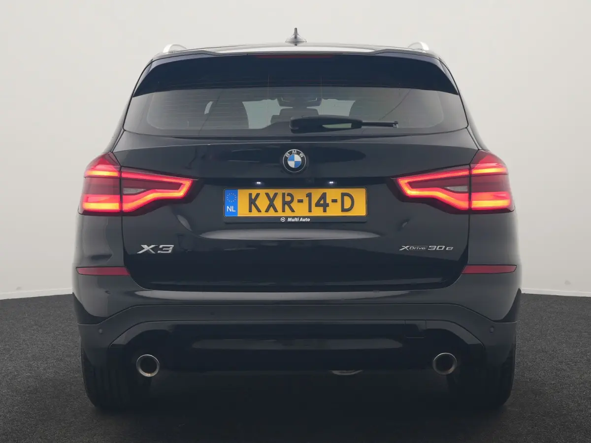 xDrive30e Advantage PHEV 293pk Dealer O.H | Trekhaak Af Fabriek | Head Up | Camera | Adaptief Onderstel | Cruise Control | Sportstoelen Verwarmd | Keyless | BLIS | Apple Carplay | Adaptive L