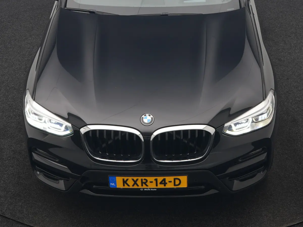 xDrive30e Advantage PHEV 293pk Dealer O.H | Trekhaak Af Fabriek | Head Up | Camera | Adaptief Onderstel | Cruise Control | Sportstoelen Verwarmd | Keyless | BLIS | Apple Carplay | Adaptive L