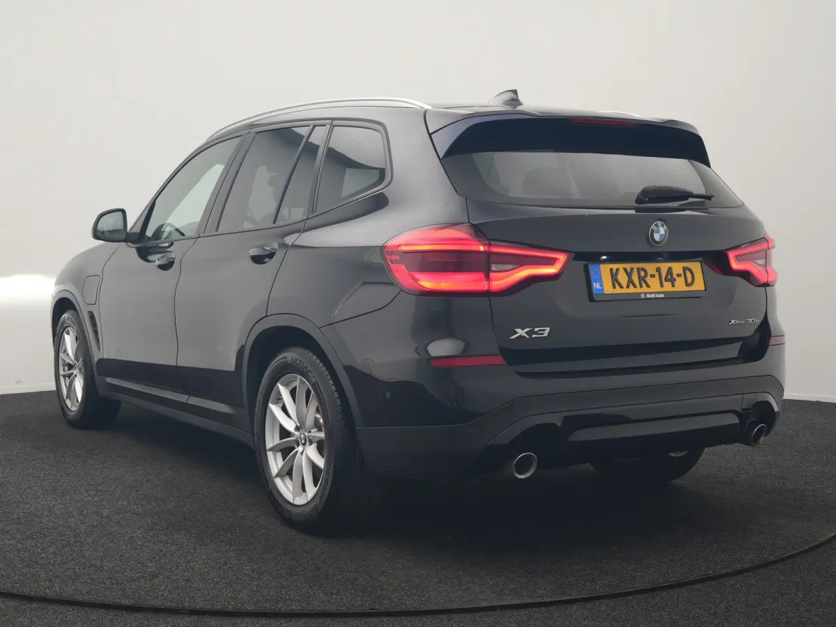 xDrive30e Advantage PHEV 293pk Dealer O.H | Trekhaak Af Fabriek | Head Up | Camera | Adaptief Onderstel | Cruise Control | Sportstoelen Verwarmd | Keyless | BLIS | Apple Carplay | Adaptive L