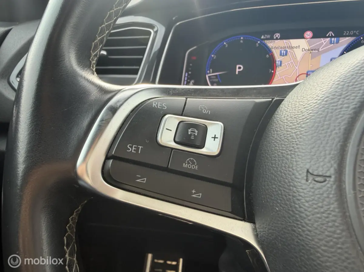 2.0 TSI 4Motion R-LINE|PANO|BEATS|
