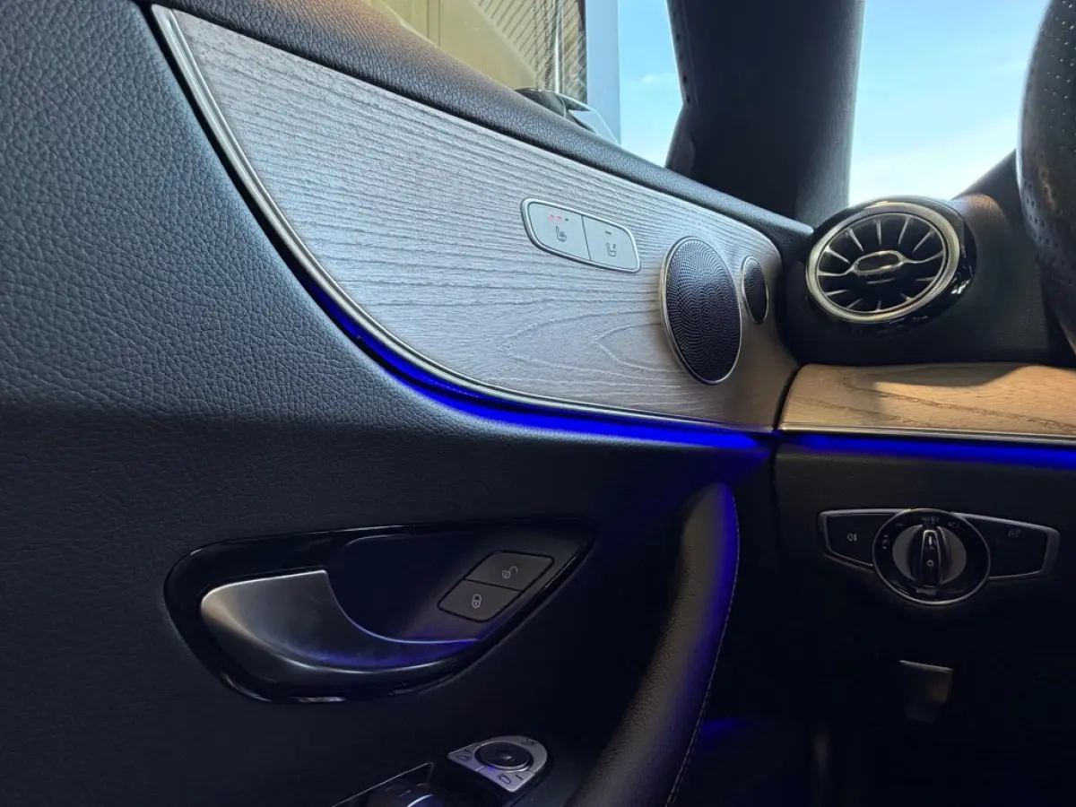 E 200 Aut-9 Pano Leder LED Sfeerlicht Camera Cruise Trekhaak