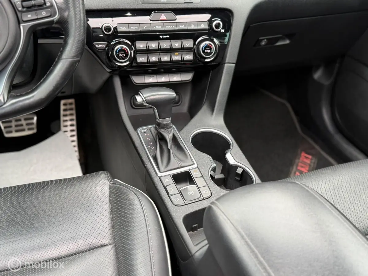 1.6 TGDI 4WD GT-Line AUT 177pk | Pano | Leder