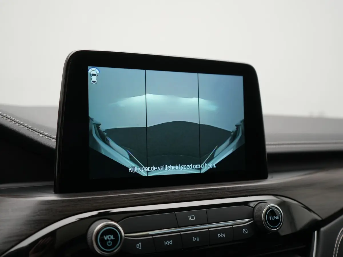 2.5 Vignale PHEV 225pk Dealer O.H. | Trekhaak Af Fabriek | Panodak | Adaptive Cruise | Head Up | 360 Camera | Bang & Olufsen | Lederen Comfortstoelen Memory & Verwarmd | Stuur Verwarmd | App