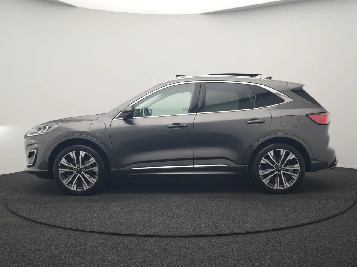 2.5 Vignale PHEV 225pk Dealer O.H. | Trekhaak Af Fabriek | Panodak | Adaptive Cruise | Head Up | 360 Camera | Bang & Olufsen | Lederen Comfortstoelen Memory & Verwarmd | Stuur Verwarmd | App
