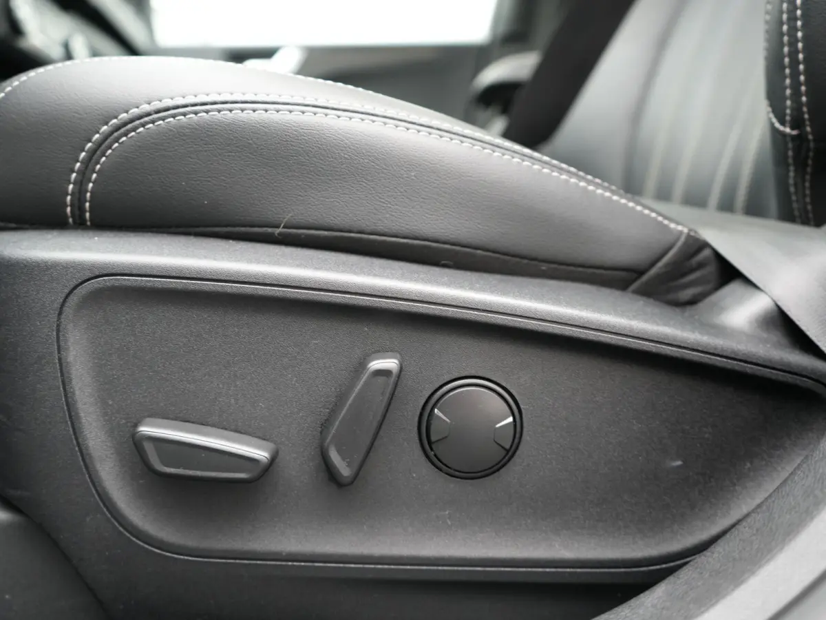 2.5 Vignale PHEV 225pk Dealer O.H. | Trekhaak Af Fabriek | Panodak | Adaptive Cruise | Head Up | 360 Camera | Bang & Olufsen | Lederen Comfortstoelen Memory & Verwarmd | Stuur Verwarmd | App