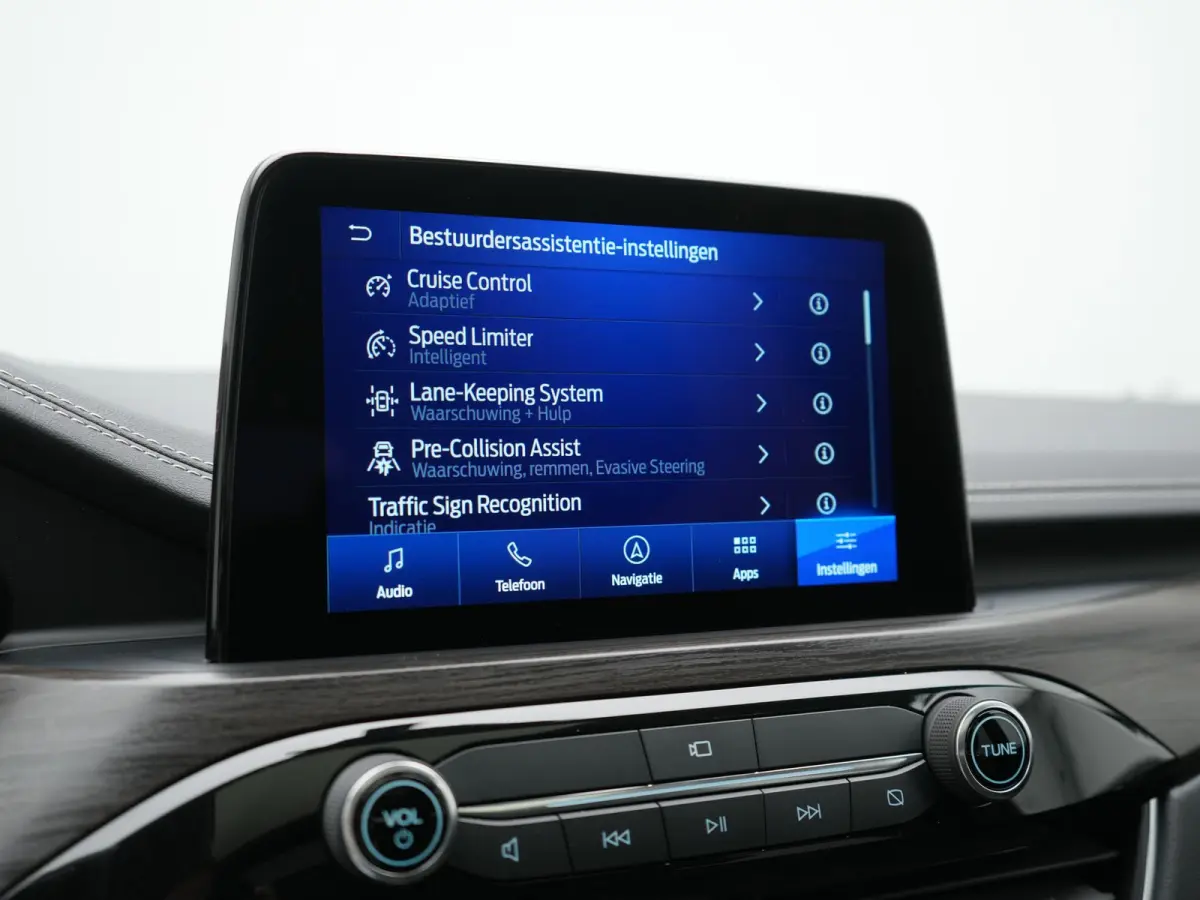2.5 Vignale PHEV 225pk Dealer O.H. | Trekhaak Af Fabriek | Panodak | Adaptive Cruise | Head Up | 360 Camera | Bang & Olufsen | Lederen Comfortstoelen Memory & Verwarmd | Stuur Verwarmd | App