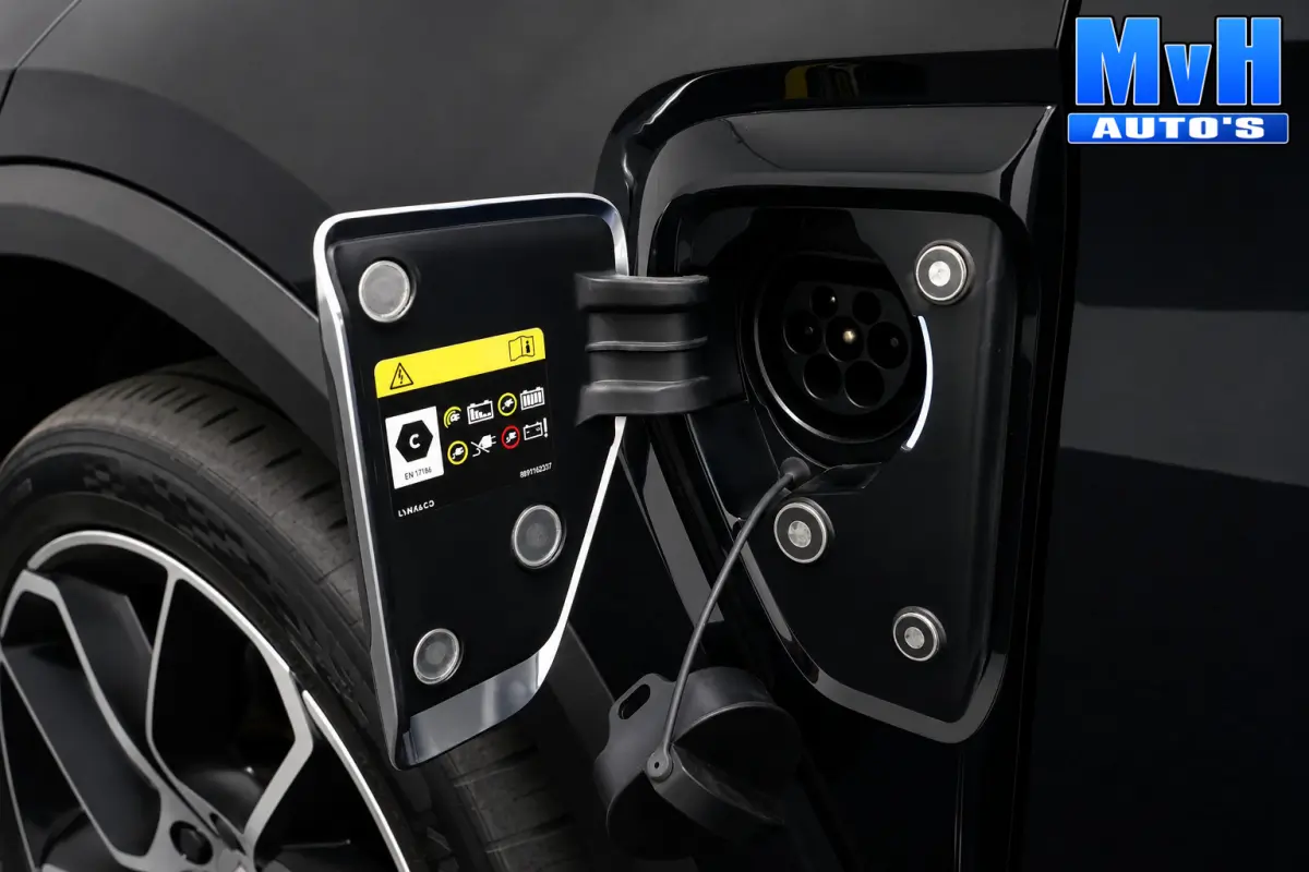 1.5 PHEV|FULL BLACK XL|360°CAM|262PK|PANO|LUXE