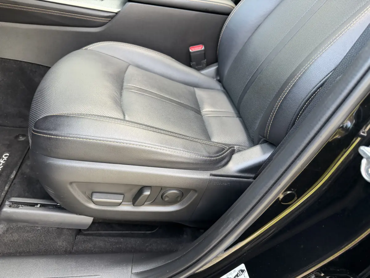 2.5 e-SkyActiv PHEV Homura Black Edition