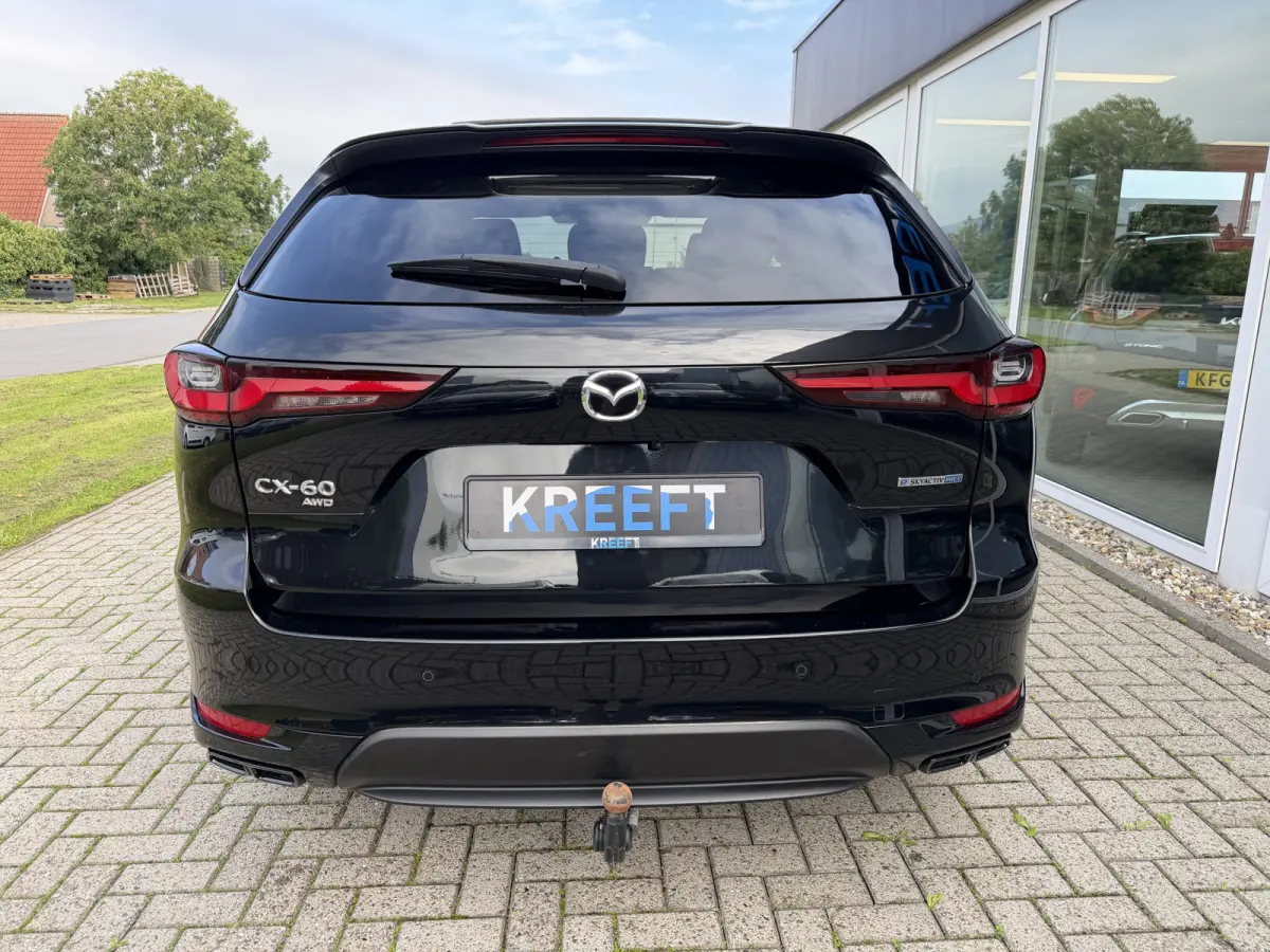2.5 e-SkyActiv PHEV Homura Black Edition
