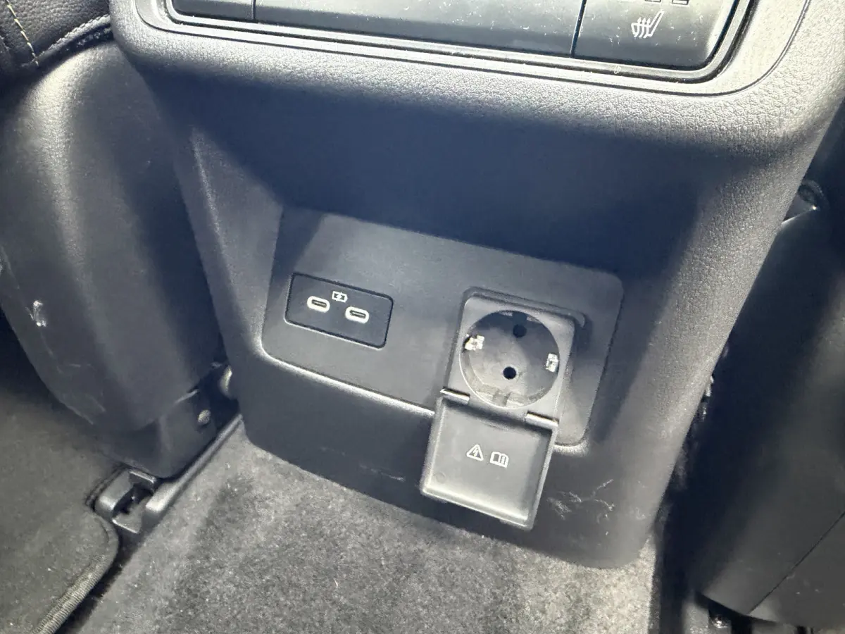 2.5 e-SkyActiv PHEV Homura Black Edition
