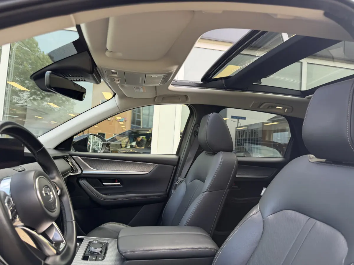 2.5 e-SkyActiv PHEV Homura Black Edition