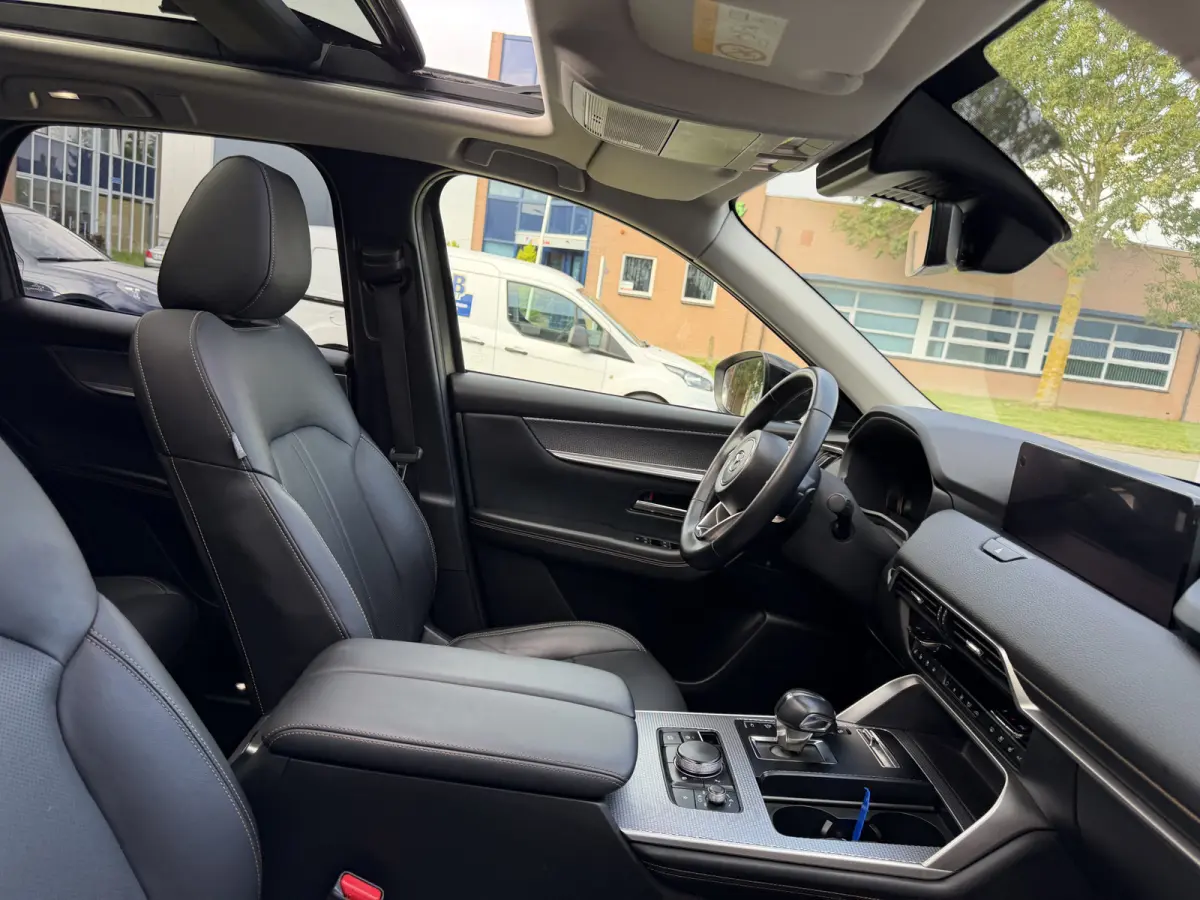 2.5 e-SkyActiv PHEV Homura Black Edition