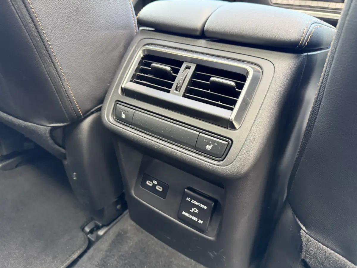 2.5 e-SkyActiv PHEV Homura Black Edition